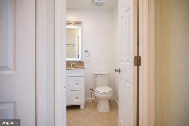 1605 NEW JERSEY AVE NW, Washington, DC 20001