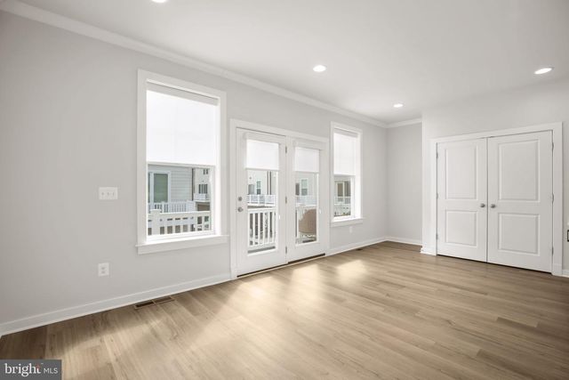 301 WILLIS ST, Fredericksburg, VA 22401