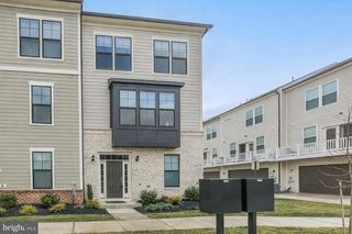 301 WILLIS ST, Fredericksburg, VA 22401