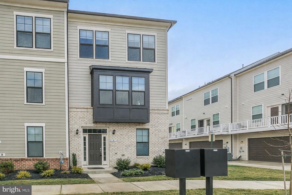 301 WILLIS ST, Fredericksburg, VA 22401