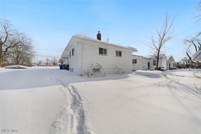 4744 E 176th Street, Cleveland, OH 44128