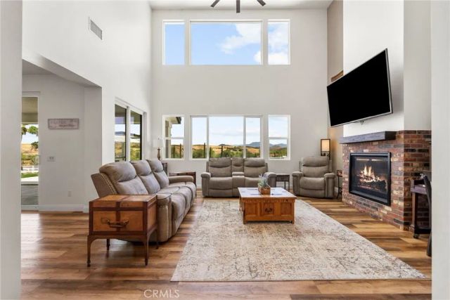 39580 Avenida Arizona, Temecula, CA 92591