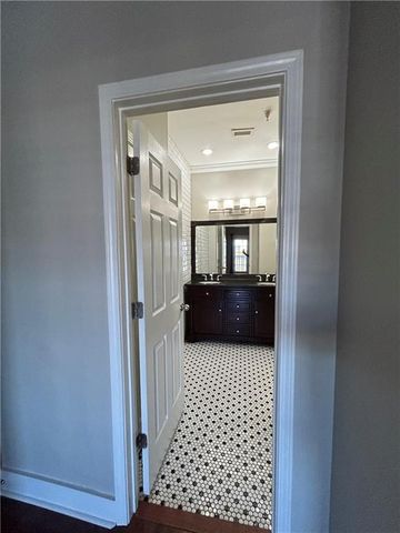 104 Vinings Forest Circle SE, Smyrna, GA 30080