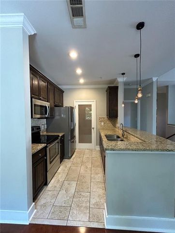 104 Vinings Forest Circle SE, Smyrna, GA 30080