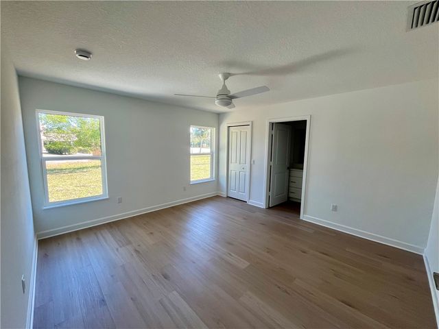 2026 80th Avenue, Vero Beach, FL 32966