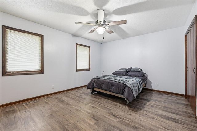 813 COLLEGE Road, Council Bluffs, IA 51503