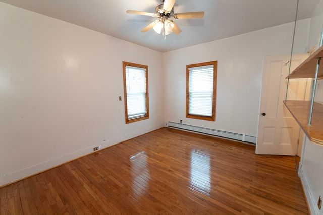 112 Fort Hill Ave, Lowell, MA 01852