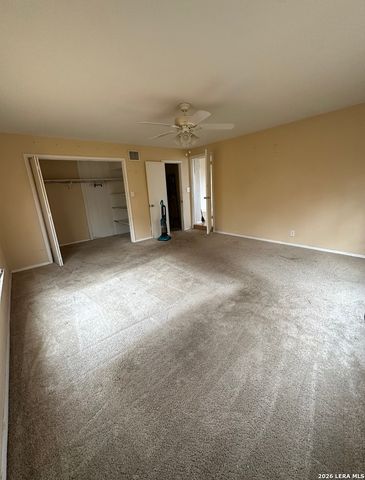 86 Fm 478, Floresville, TX 78114