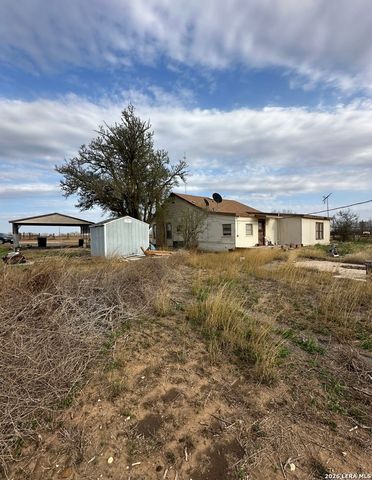 86 Fm 478, Floresville, TX 78114