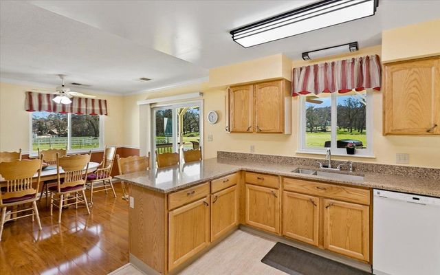 10793 Horton St, Penn Valley, CA 95946