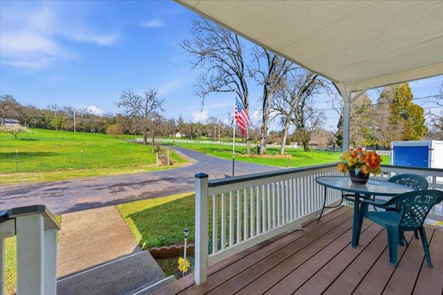 10793 Horton St, Penn Valley, CA 95946