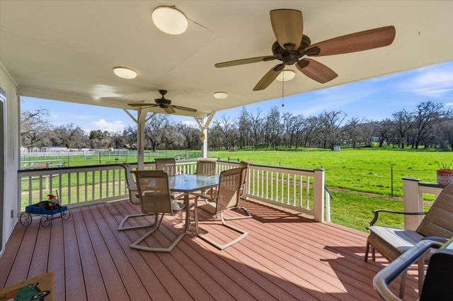 10793 Horton St, Penn Valley, CA 95946
