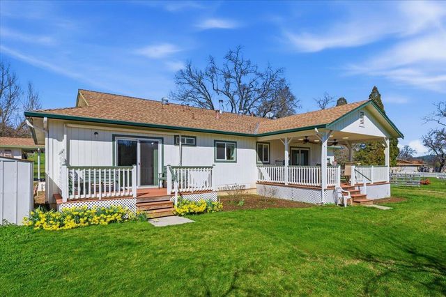 10793 Horton St, Penn Valley, CA 95946