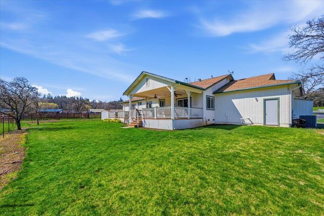 10793 Horton St, Penn Valley, CA 95946