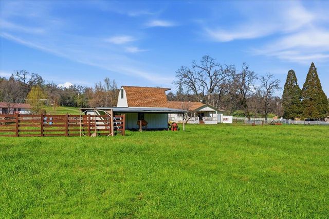 10793 Horton St, Penn Valley, CA 95946