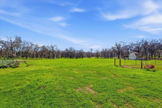10793 Horton St, Penn Valley, CA 95946