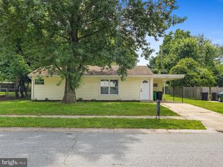 126 PRESIDENT DR, Dover, DE 19901