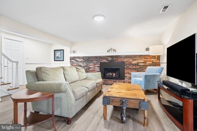 14716 BAUER DR, Rockville, MD 20853