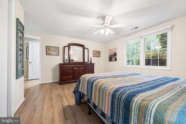 14716 BAUER DR, Rockville, MD 20853