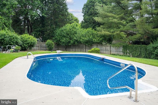 14716 BAUER DR, Rockville, MD 20853