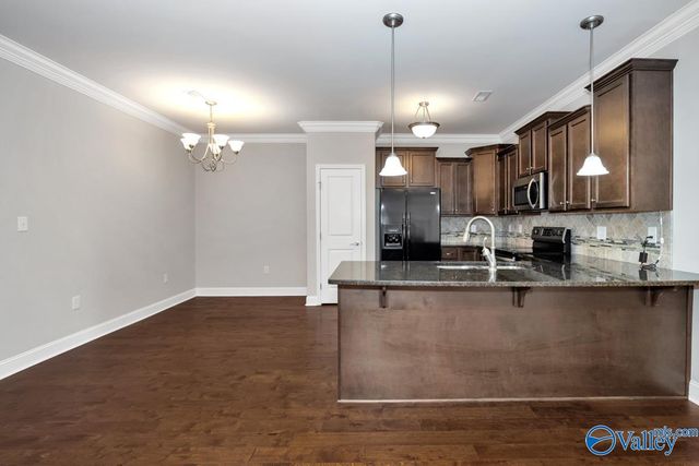 106 Moore Farm Circle NW 106, Huntsville, AL 35806