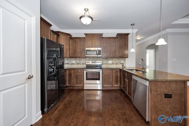 106 Moore Farm Circle NW 106, Huntsville, AL 35806