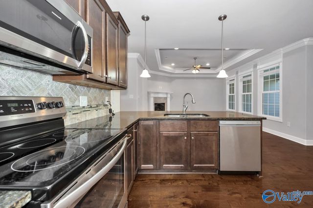 106 Moore Farm Circle NW 106, Huntsville, AL 35806