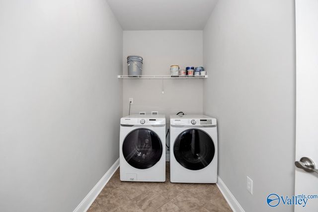 106 Moore Farm Circle NW 106, Huntsville, AL 35806