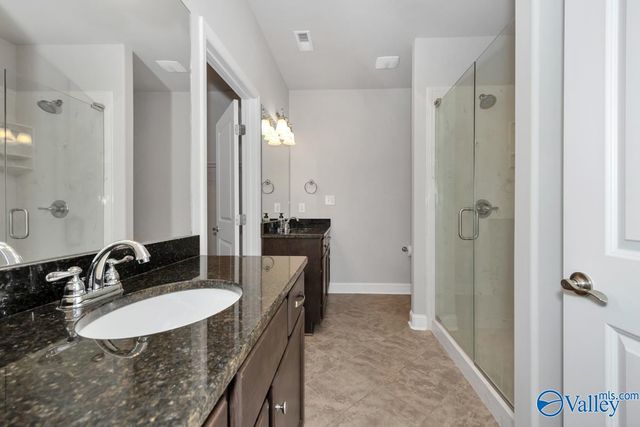 106 Moore Farm Circle NW 106, Huntsville, AL 35806