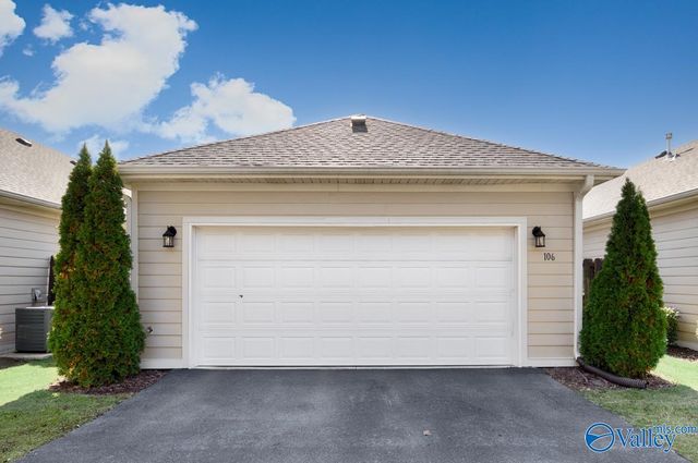 106 Moore Farm Circle NW 106, Huntsville, AL 35806