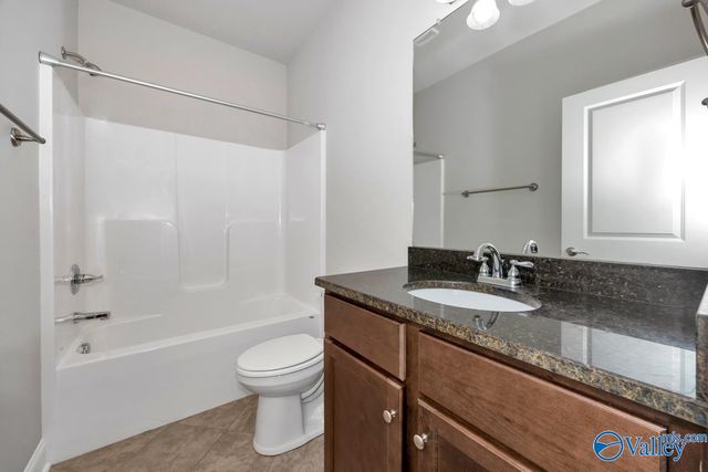 106 Moore Farm Circle NW 106, Huntsville, AL 35806