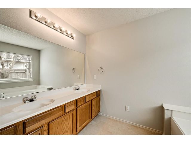 1004 Margaret Drive, Mckinney, TX 75071