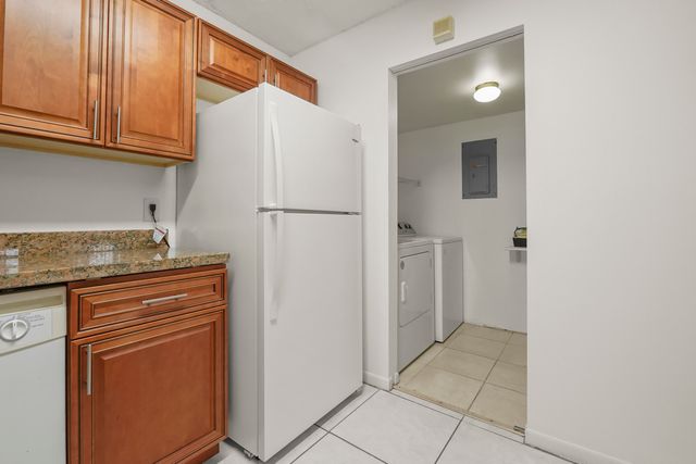 4709 Sable Pine Circle B1, West Palm Beach, FL 33417