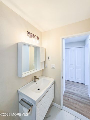 149B Maclura Plz Plaza, Monroe, NJ 08831