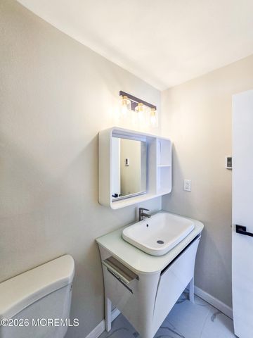 149B Maclura Plz Plaza, Monroe, NJ 08831