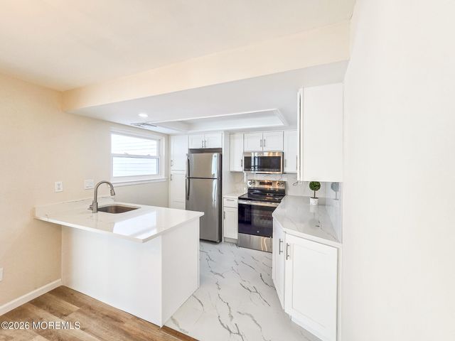 149B Maclura Plz Plaza, Monroe, NJ 08831