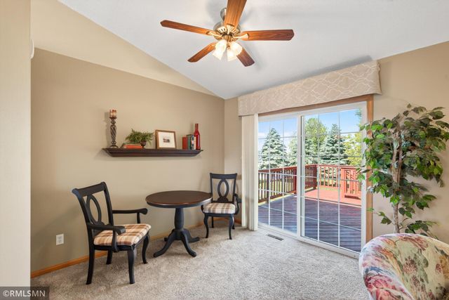 893 Marnie Circle S, Maplewood, MN 55119