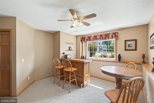 893 Marnie Circle S, Maplewood, MN 55119