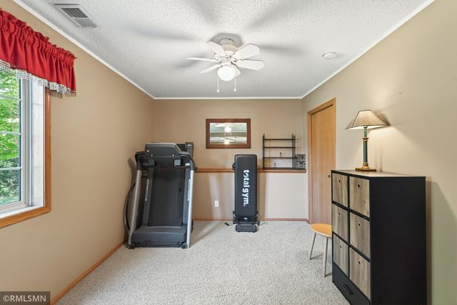 893 Marnie Circle S, Maplewood, MN 55119