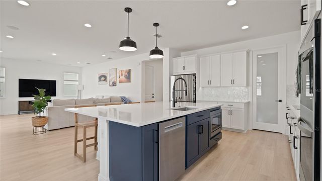 15239 LAKE LAMONIA STREET, Winter Garden, FL 34787