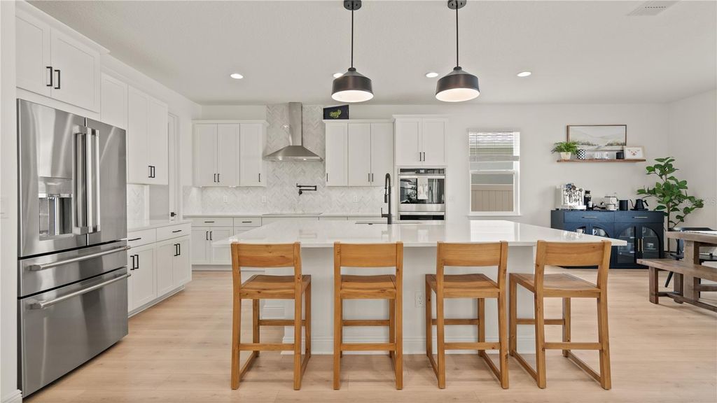 Image 5 of property listing at 15239 LAKE LAMONIA STREET, Winter Garden, FL 34787