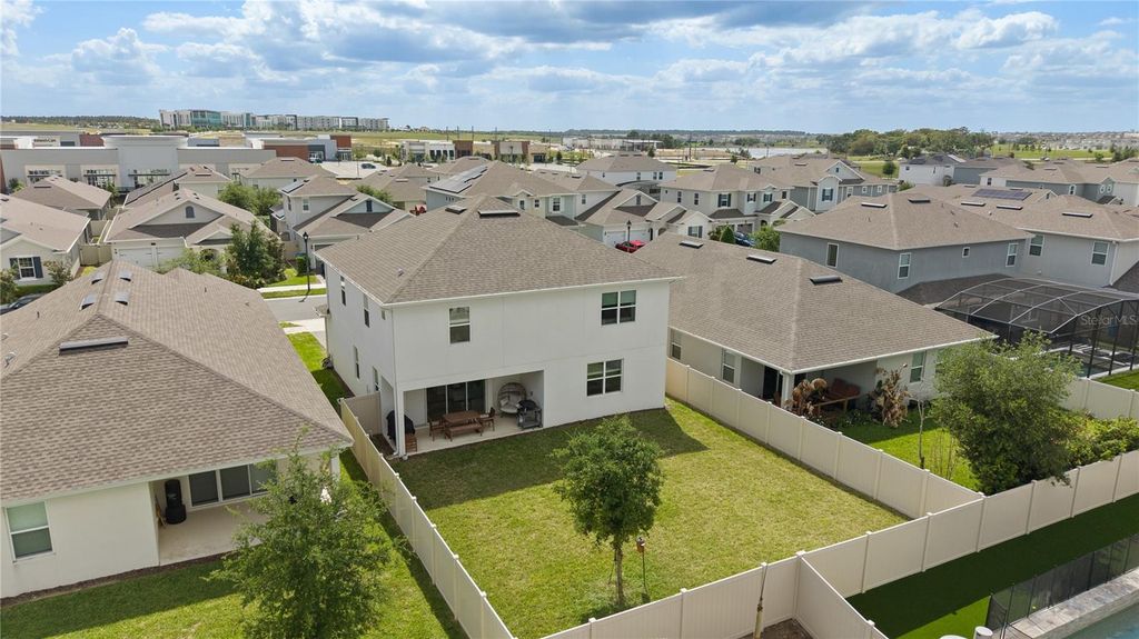 Image 67 of property listing at 15239 LAKE LAMONIA STREET, Winter Garden, FL 34787