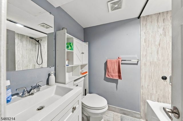929 Franklin Ave, South Plainfield Boro, NJ 07080