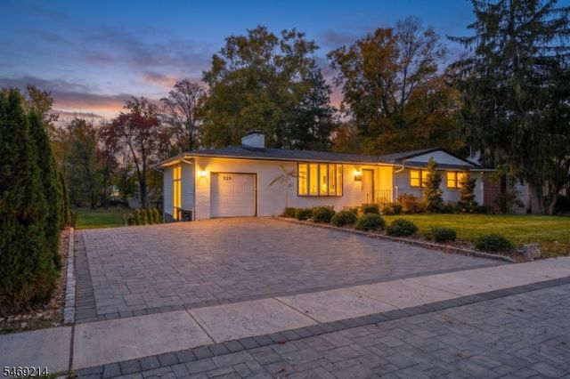 929 Franklin Ave, South Plainfield Boro, NJ 07080