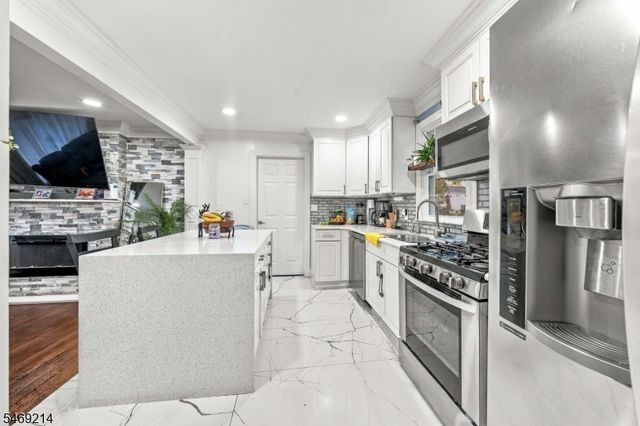 929 Franklin Ave, South Plainfield Boro, NJ 07080