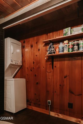 1155 Ski Mountain Road, Gatlinburg, TN 37738