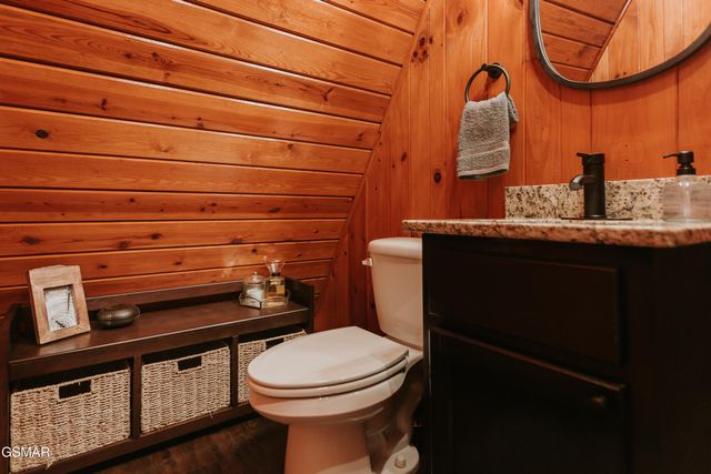 1155 Ski Mountain Road, Gatlinburg, TN 37738