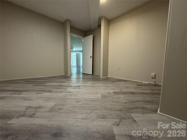 7825 Plott Road, Charlotte, NC 28215