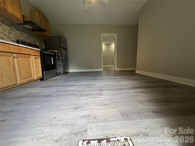 7825 Plott Road, Charlotte, NC 28215