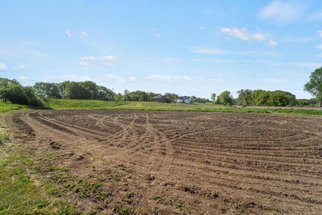 4211 County Road Kw, Port Washington, WI 53074